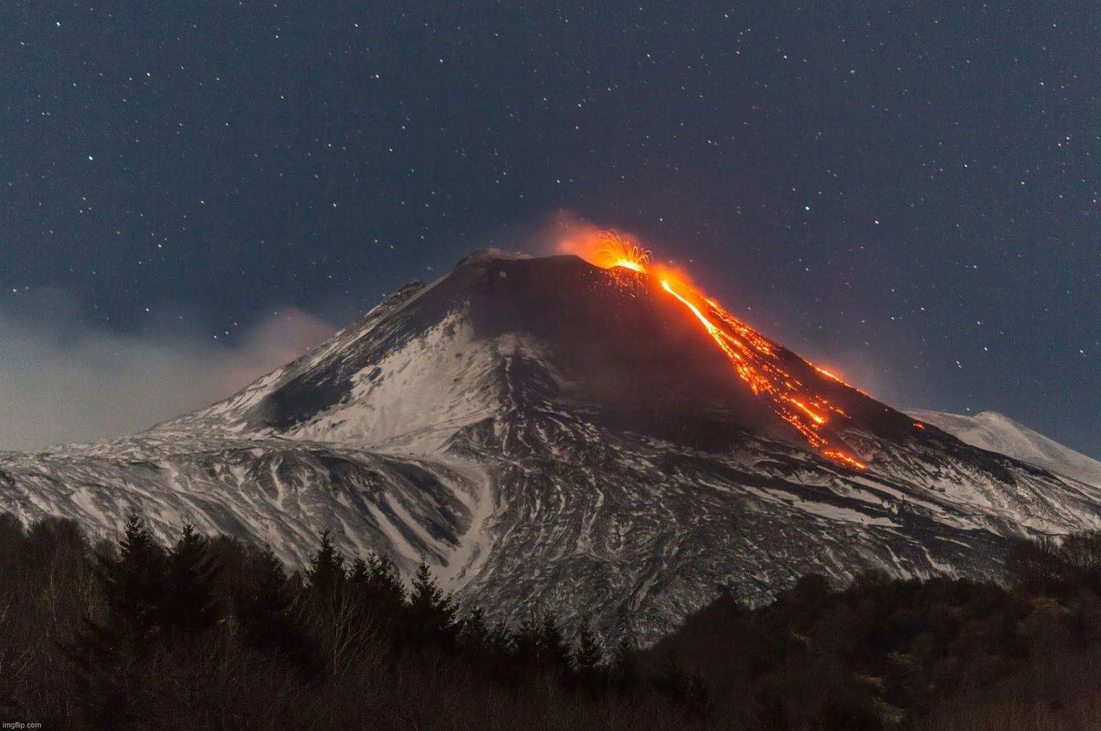 Awesome volcano | image tagged in awesome | made w/ Imgflip meme maker