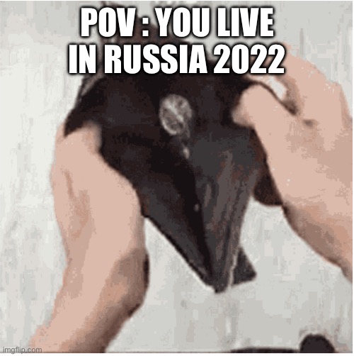 Empty Wallet | POV : YOU LIVE IN RUSSIA 2022 | image tagged in empty wallet | made w/ Imgflip meme maker