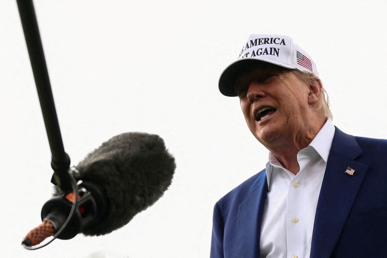 Trump speech meme Blank Meme Template