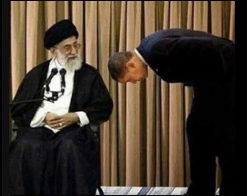 Obama Bows to Ayatollah Blank Meme Template