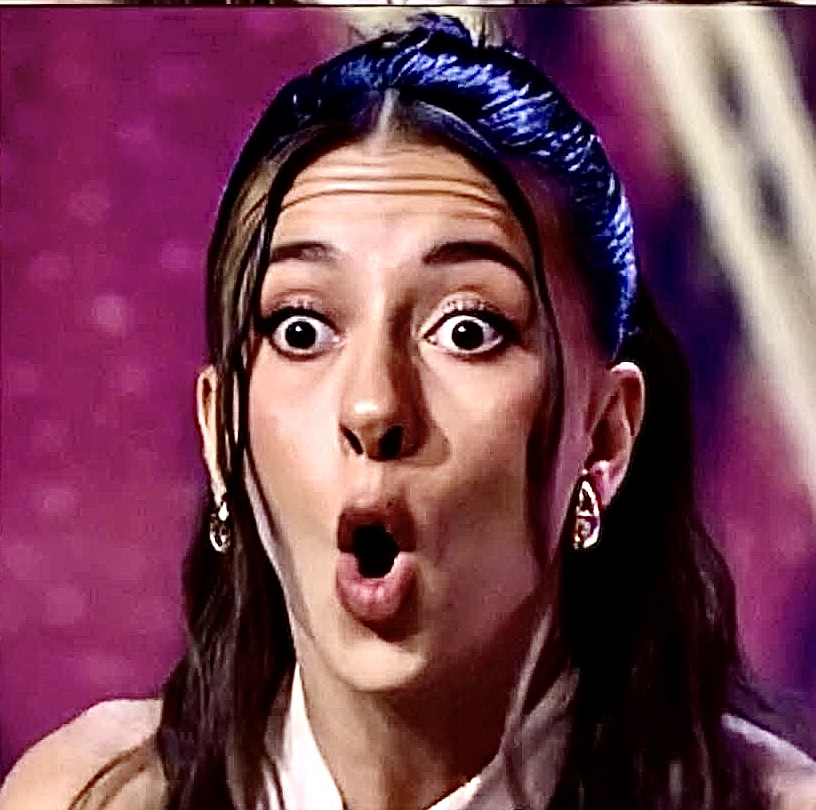 Chupa pene Blank Meme Template