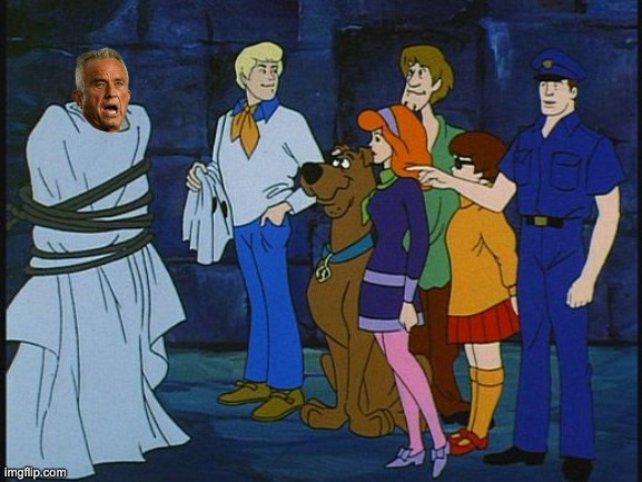 Scooby Doo Meddling Kids | image tagged in scooby doo meddling kids | made w/ Imgflip meme maker