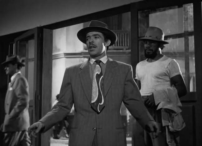 tin tan Blank Meme Template