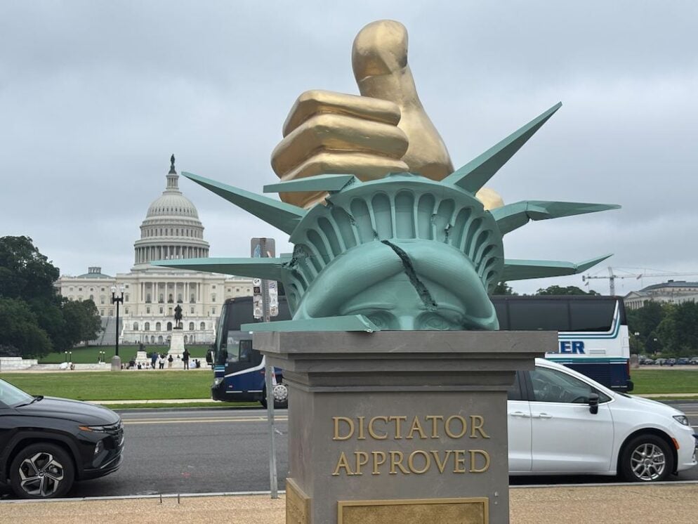 High Quality Trump statue Blank Meme Template