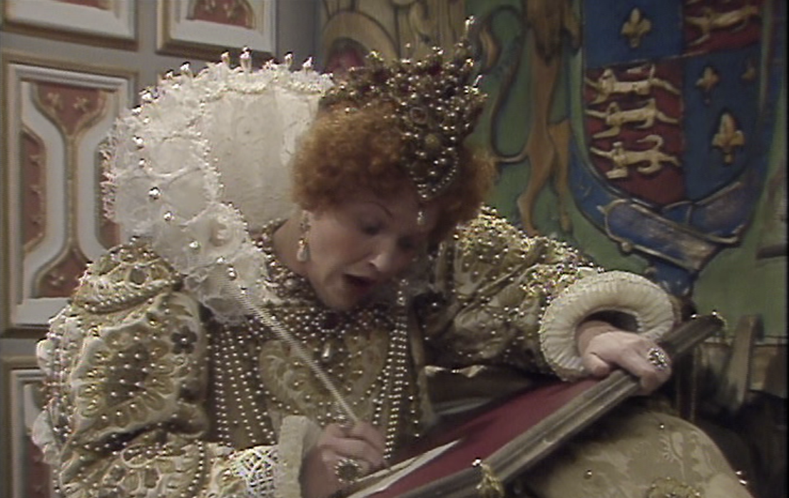 Queenie Blank Meme Template