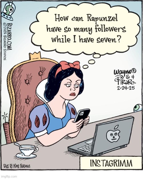 Bizarro Comics | image tagged in comics,bizarro comics,snow white | made w/ Imgflip meme maker