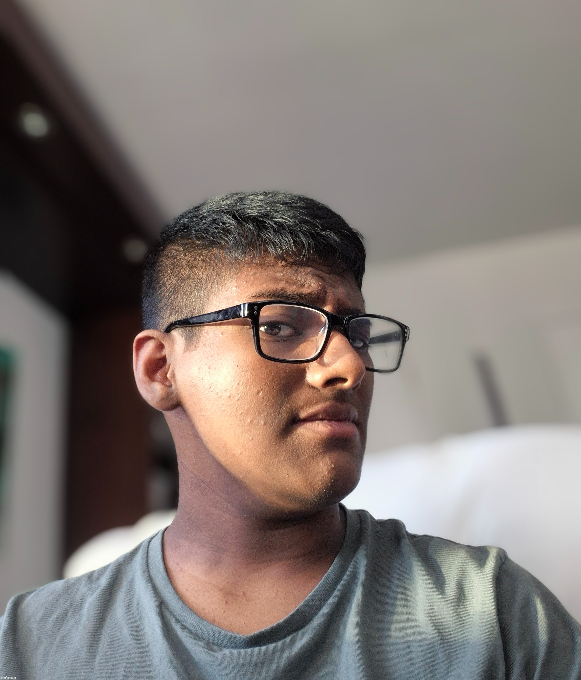 Im cute asf haha | image tagged in i has glow up | made w/ Imgflip meme maker