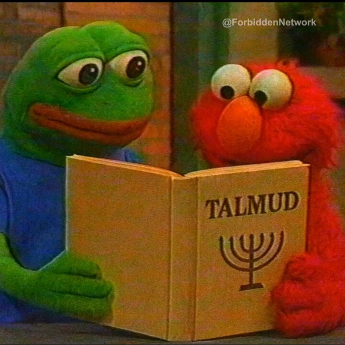 Pepe Elmo Blank Meme Template