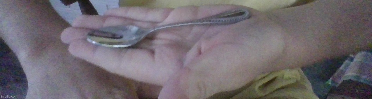 SMOL spoon | made w/ Imgflip meme maker