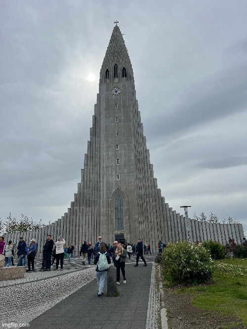 I’m on vacation in Iceland for a week | made w/ Imgflip meme maker