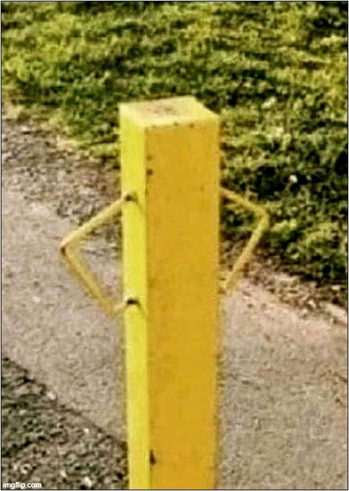 An Angry Post ! | image tagged in angry,post,visual pun | made w/ Imgflip meme maker