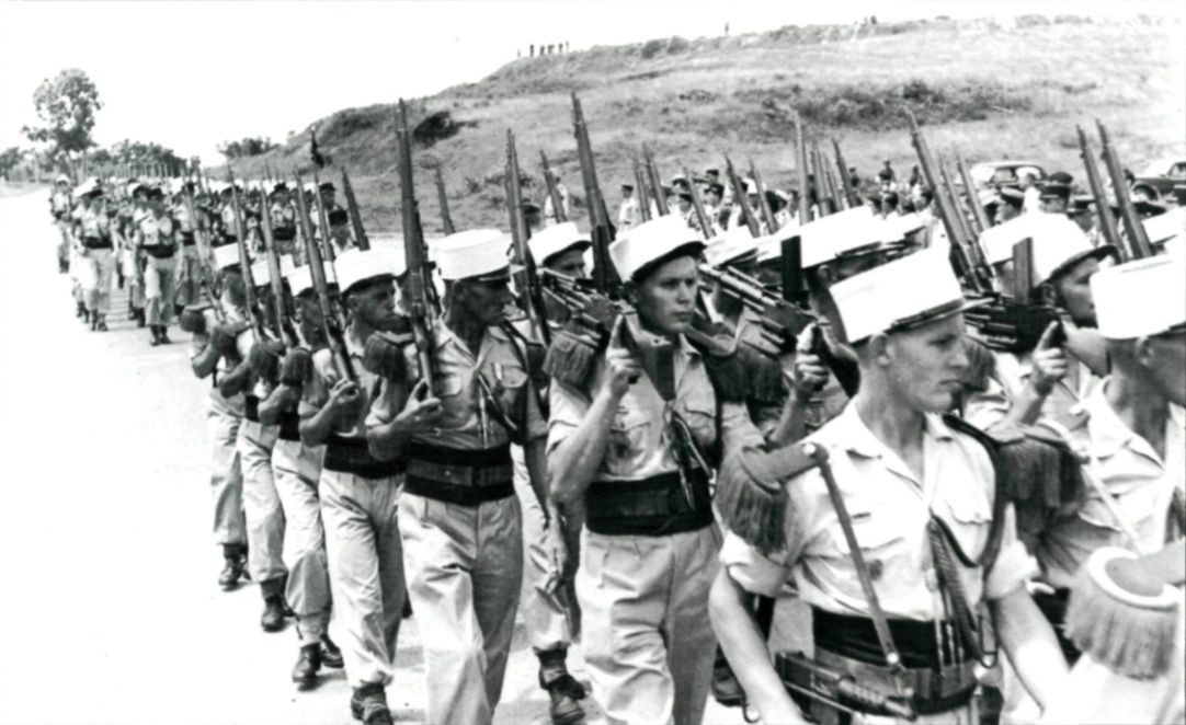 Avg French Tourist dress Blank Meme Template