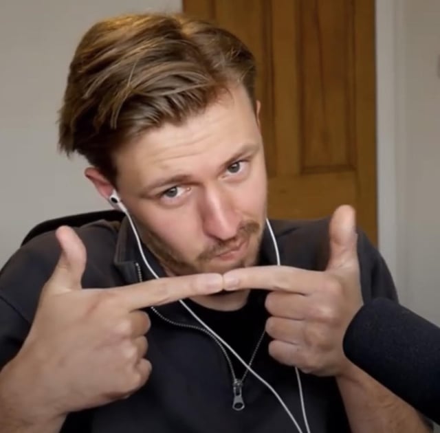 Please notice me Blank Meme Template
