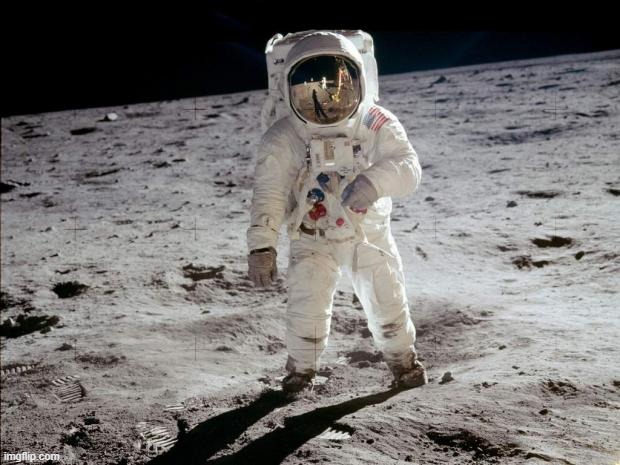 Moon Landing | image tagged in moon landing | made w/ Imgflip meme maker