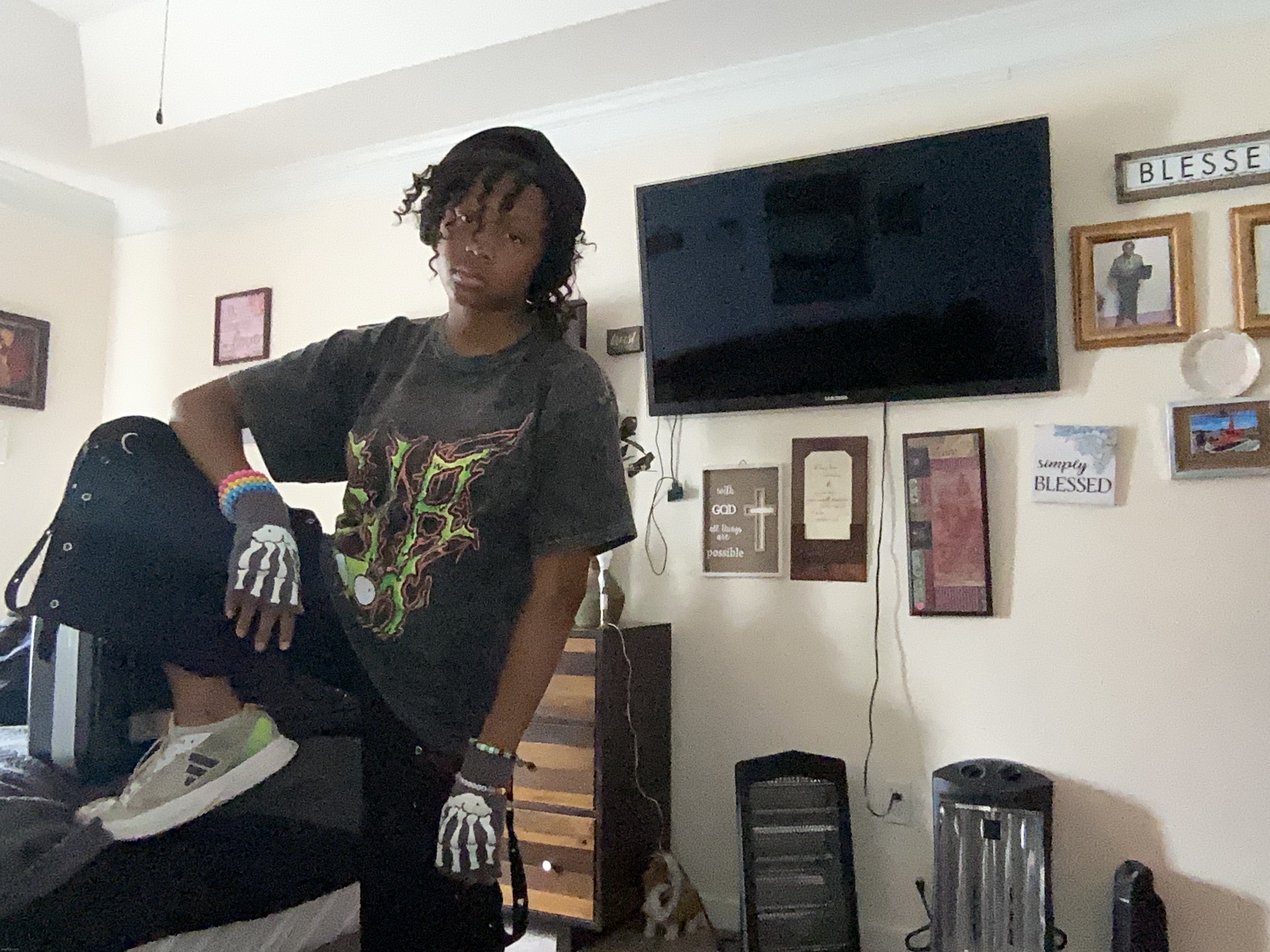 today’s fit heh (using a tablet so the quality lwk ass) | made w/ Imgflip meme maker