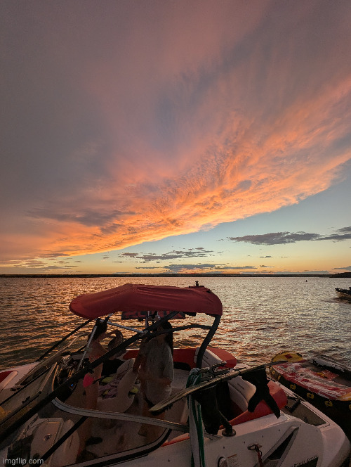 beautiful sunset | image tagged in sunset | made w/ Imgflip meme maker