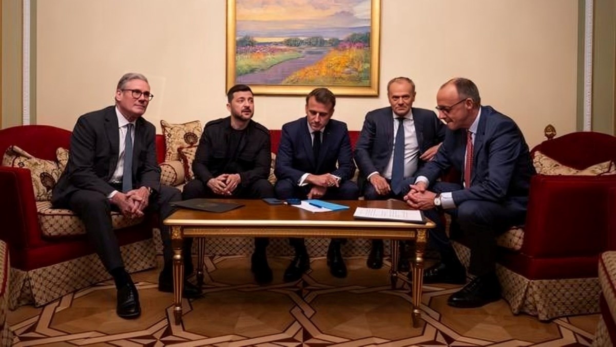 white house macron merz Blank Meme Template