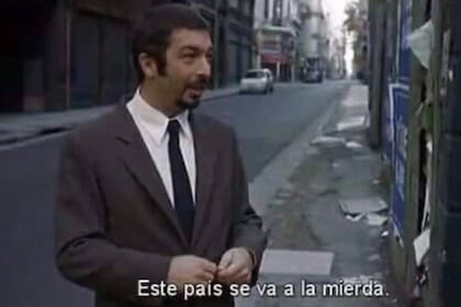 este país se va a la mierda Blank Meme Template