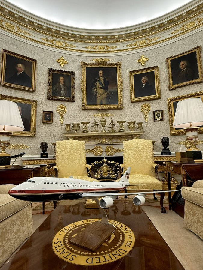 King Donald Trump the First - gold Oval office and bribes Blank Meme Template