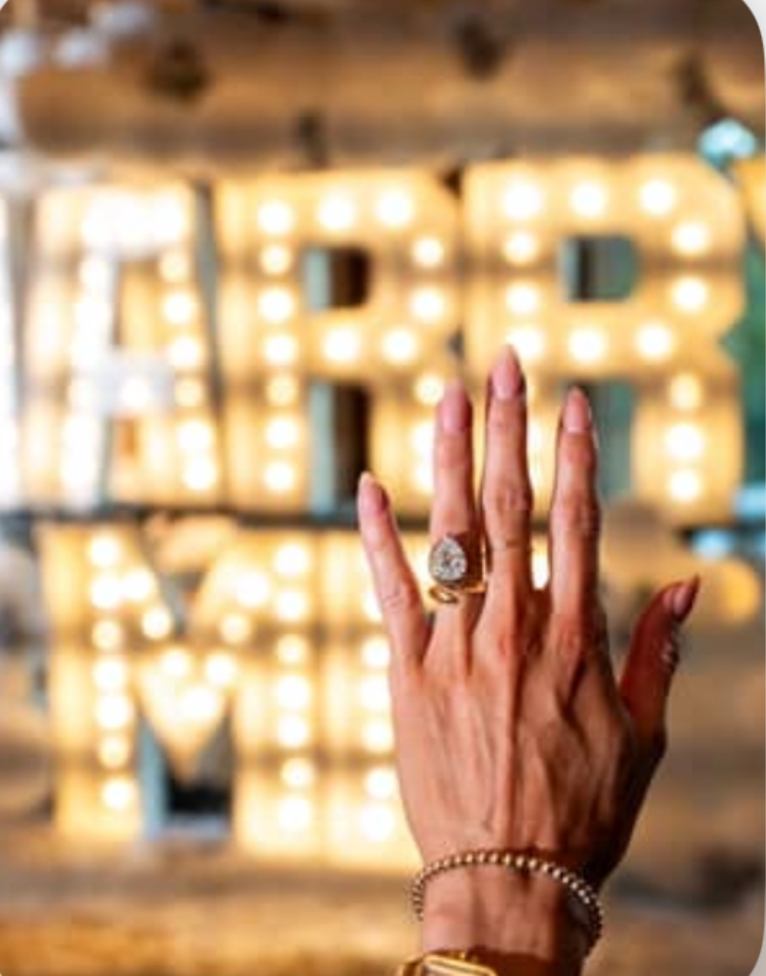 Ring Finger Blank Meme Template