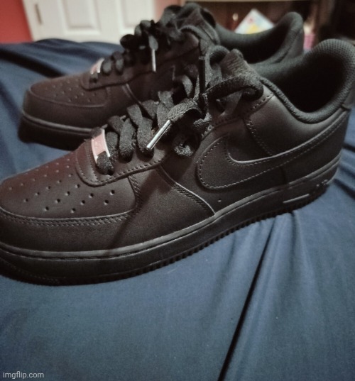i got the black air forces | image tagged in gibraltarposter yn shoes | made w/ Imgflip meme maker