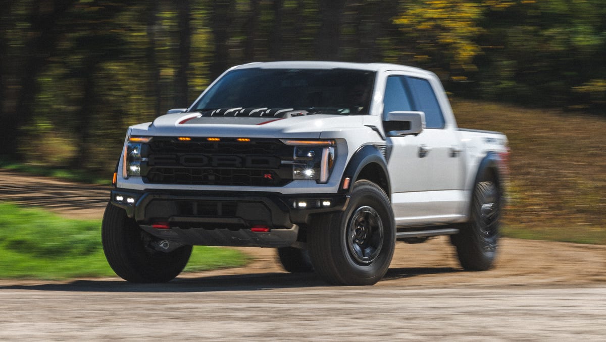 2025 Ford F-150 Raptor Blank Meme Template