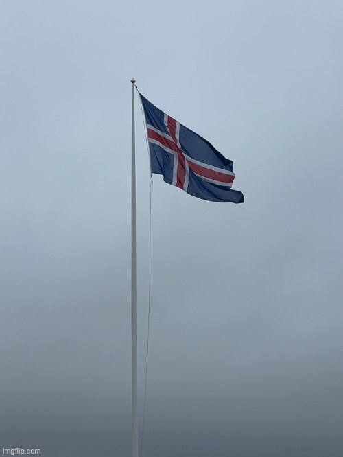 Dead stream so here’s an Iceland flag from the time I went there | made w/ Imgflip meme maker