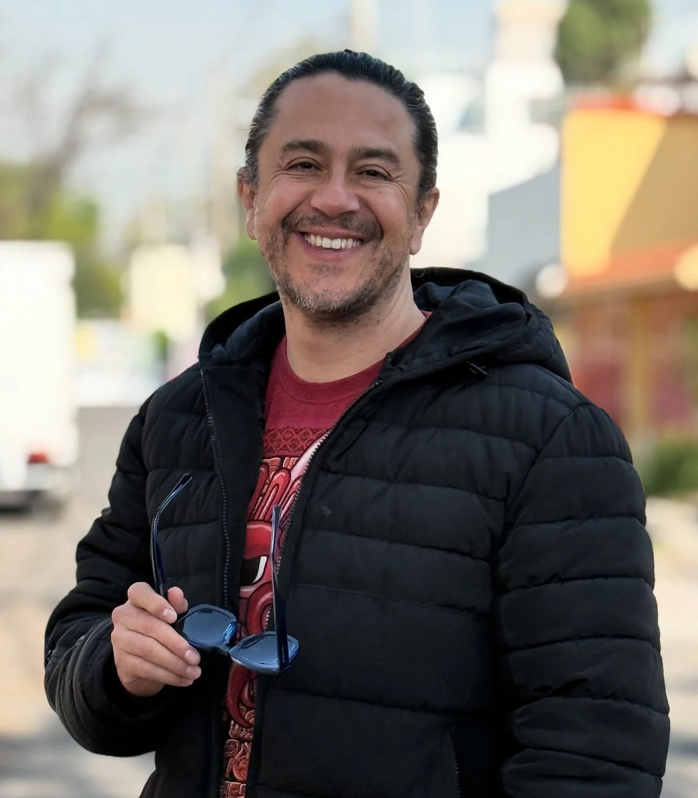 Moisés Iván Mora Blank Meme Template