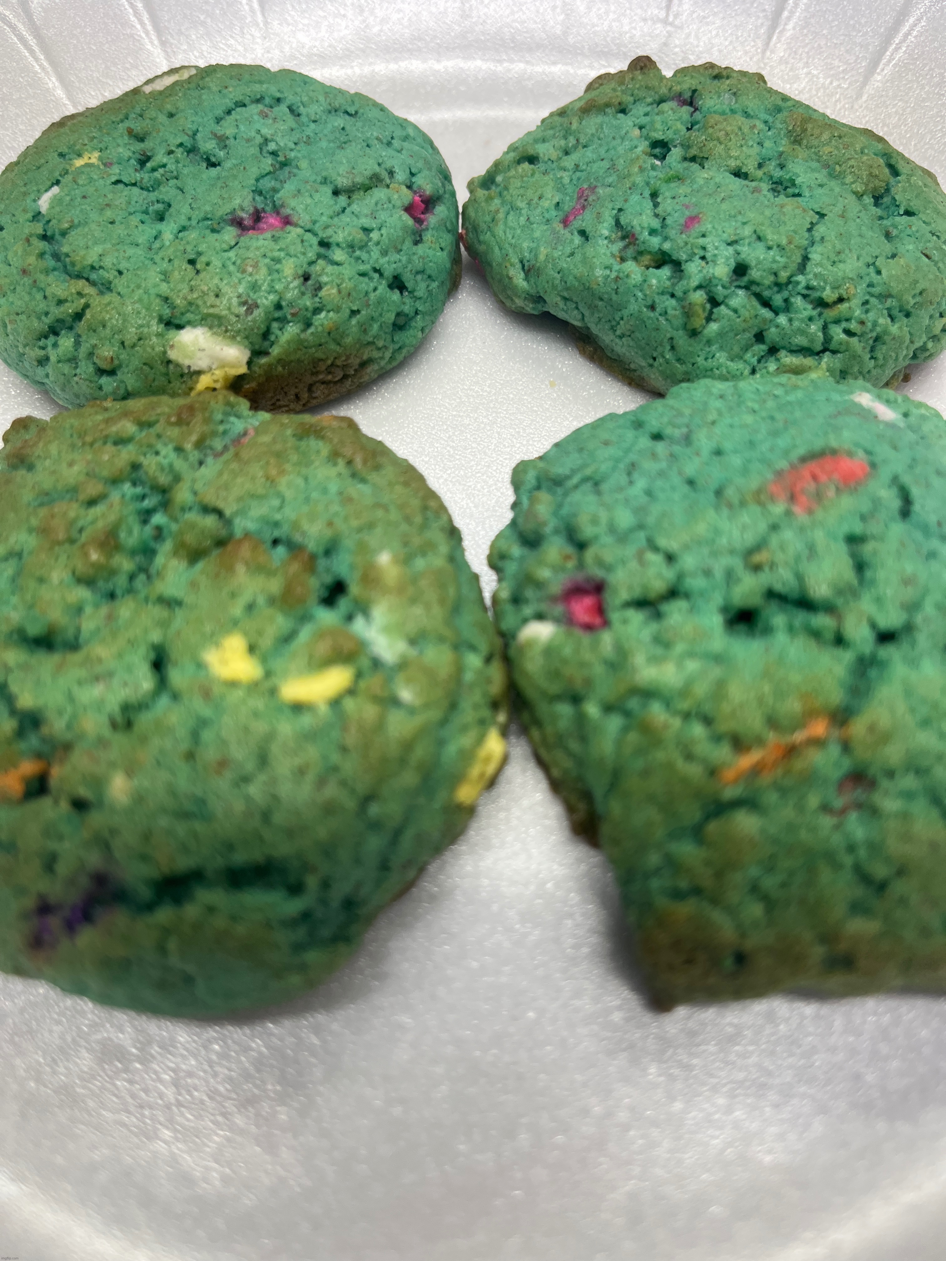 btw this is what the cookies that stained my hands look like | made w/ Imgflip meme maker