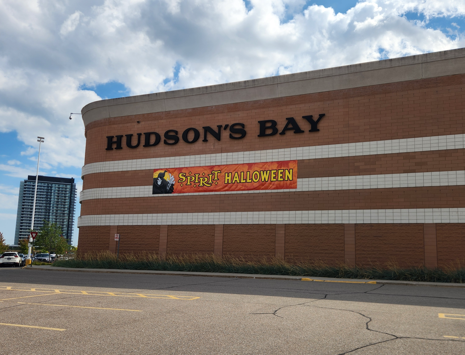 The Hudson's Bay Spirit Blank Meme Template