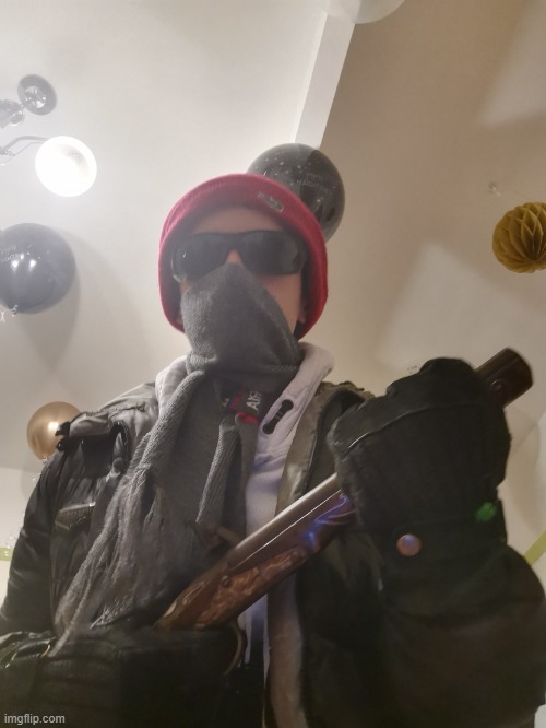 MAXDIAROSH literally threatening you | image tagged in maxdiarosh literally threatening you | made w/ Imgflip meme maker