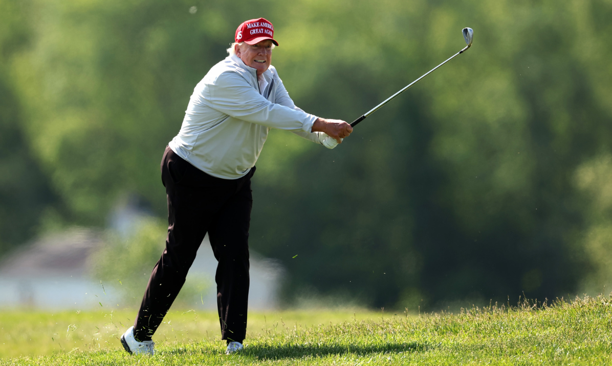 Trump golfing fat slice hook duffer Blank Meme Template