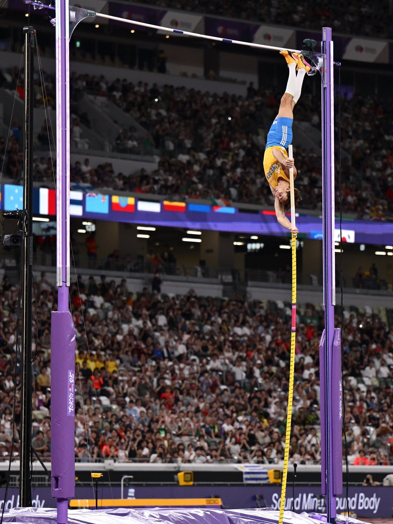 Duplantis Pole jump Blank Meme Template