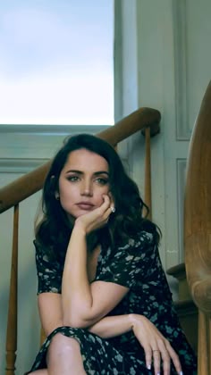 How she looks at me Blank Meme Template
