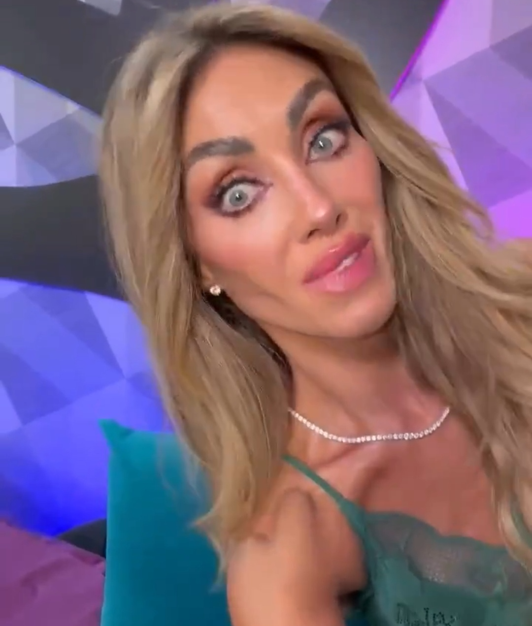 Anahi creepy sq Blank Meme Template