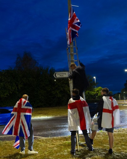 Flagging Blank Meme Template