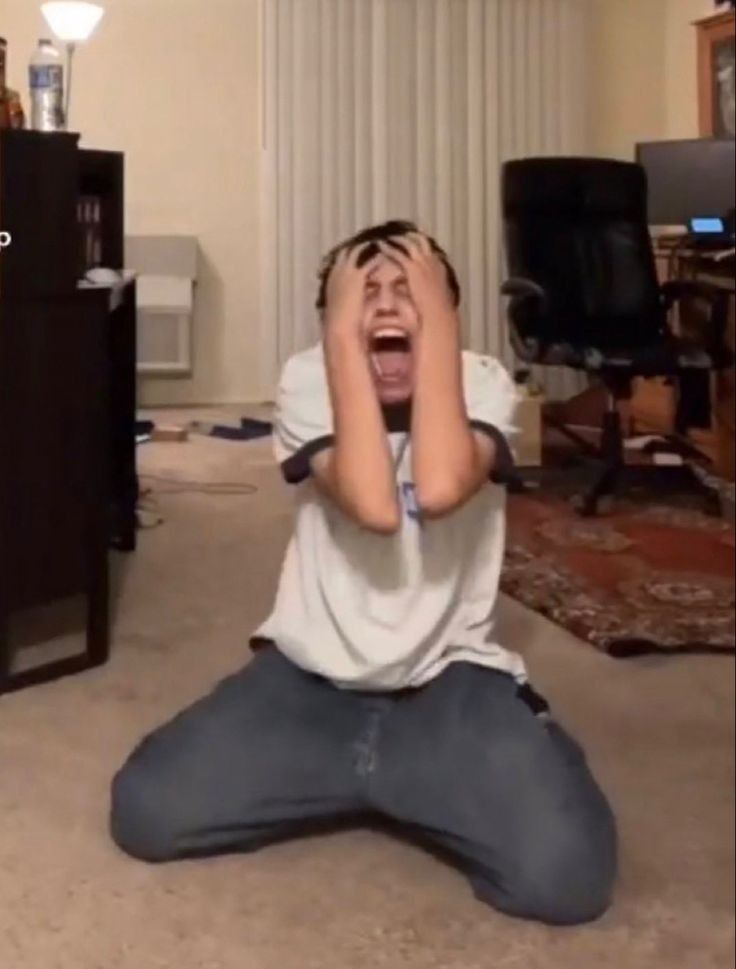 AAASDDHTHRNE- Blank Meme Template