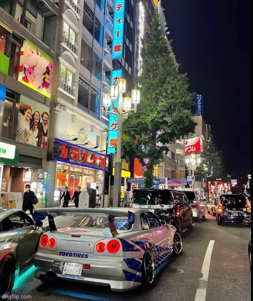 I wonder if you know how they live in Tokyo | image tagged in tokyo drift,gtr,car | made w/ Imgflip meme maker