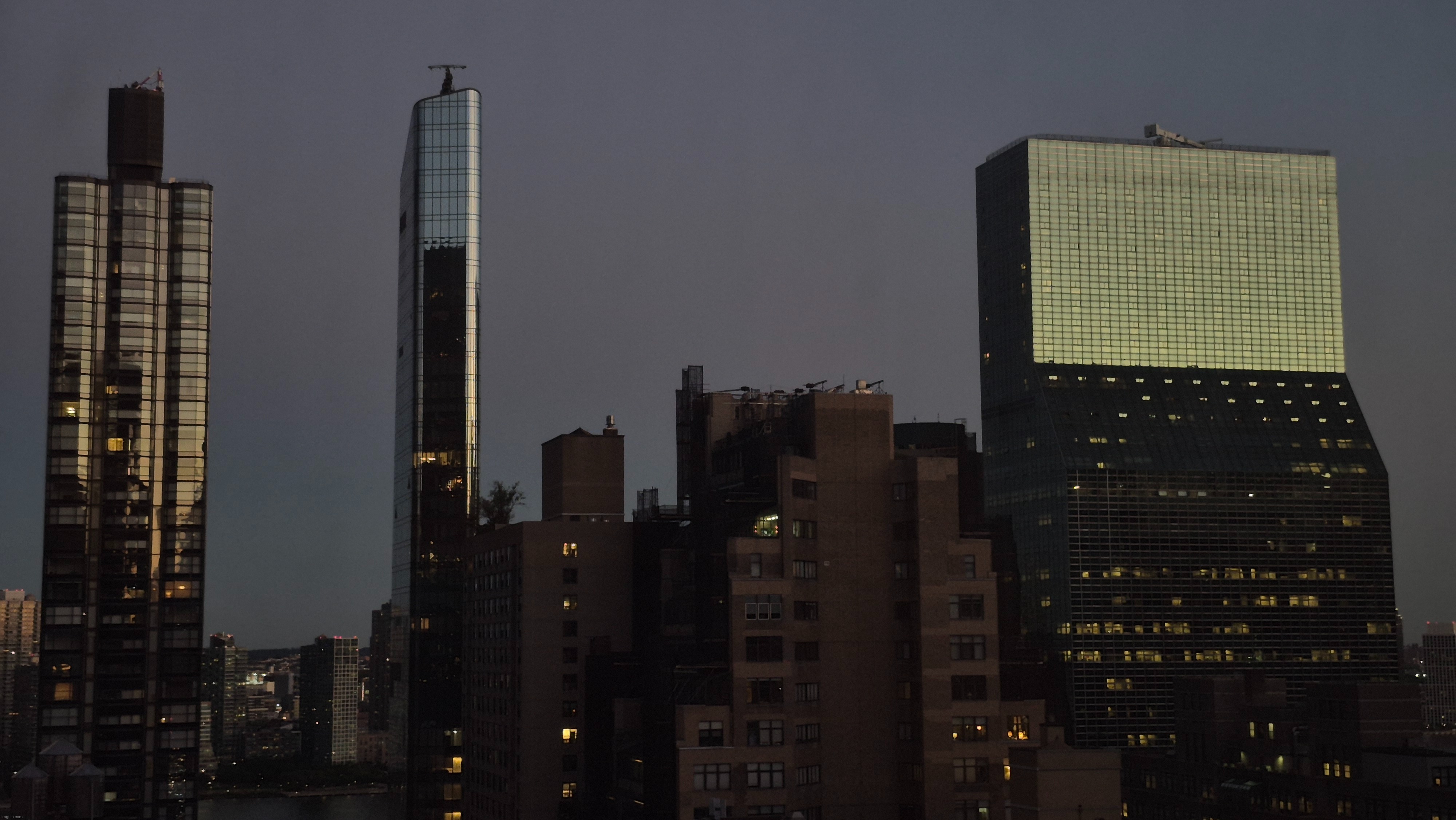 <3 | made w/ Imgflip meme maker