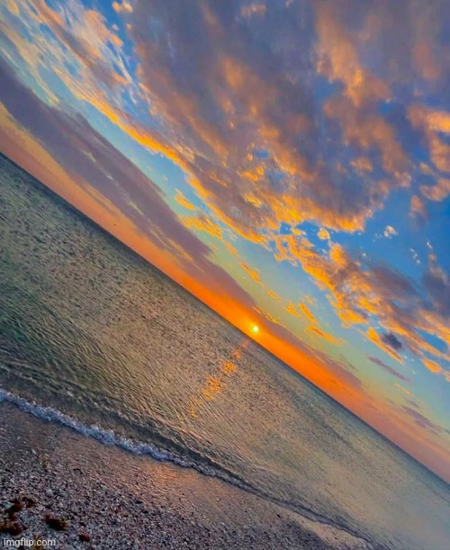 Sunset- Manasota Key, FL., Oct.3rd.Photo credit: Amy McBroom | image tagged in florida,sunset,beautiful,photography | made w/ Imgflip meme maker