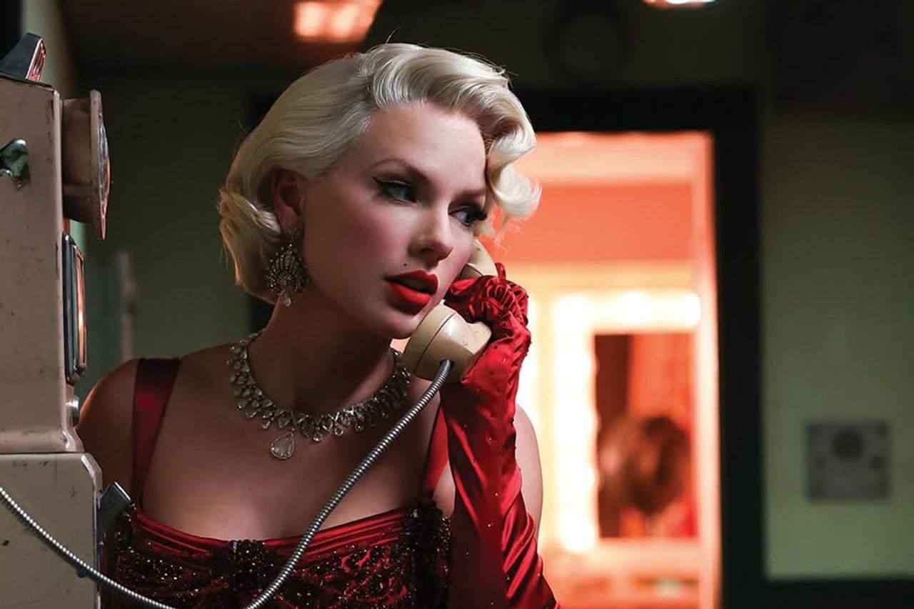 Taylor on the phone Blank Meme Template