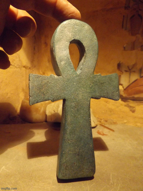 Egyptian ankh | image tagged in egyptian ankh | made w/ Imgflip meme maker