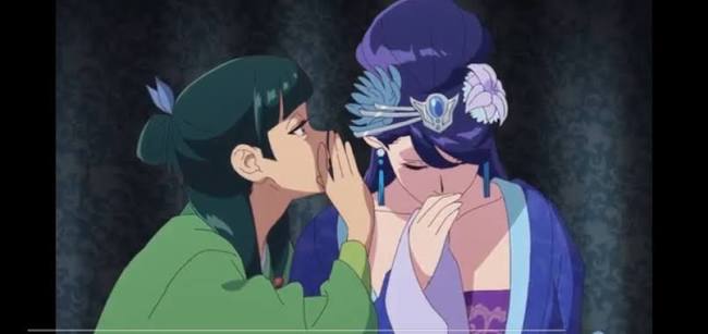 Maomao Whispers to Lihua Blank Meme Template