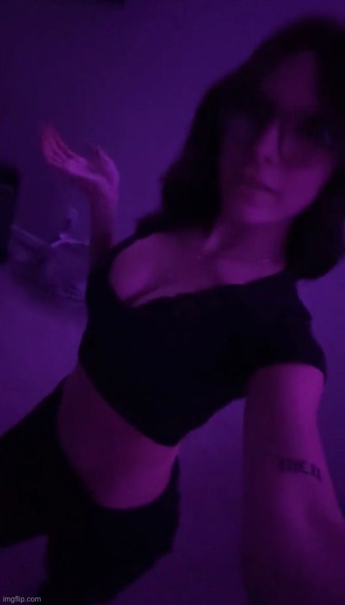 do we fw the fit? is it litty | made w/ Imgflip meme maker