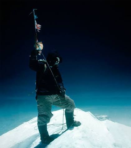 Mount Everest Blank Meme Template