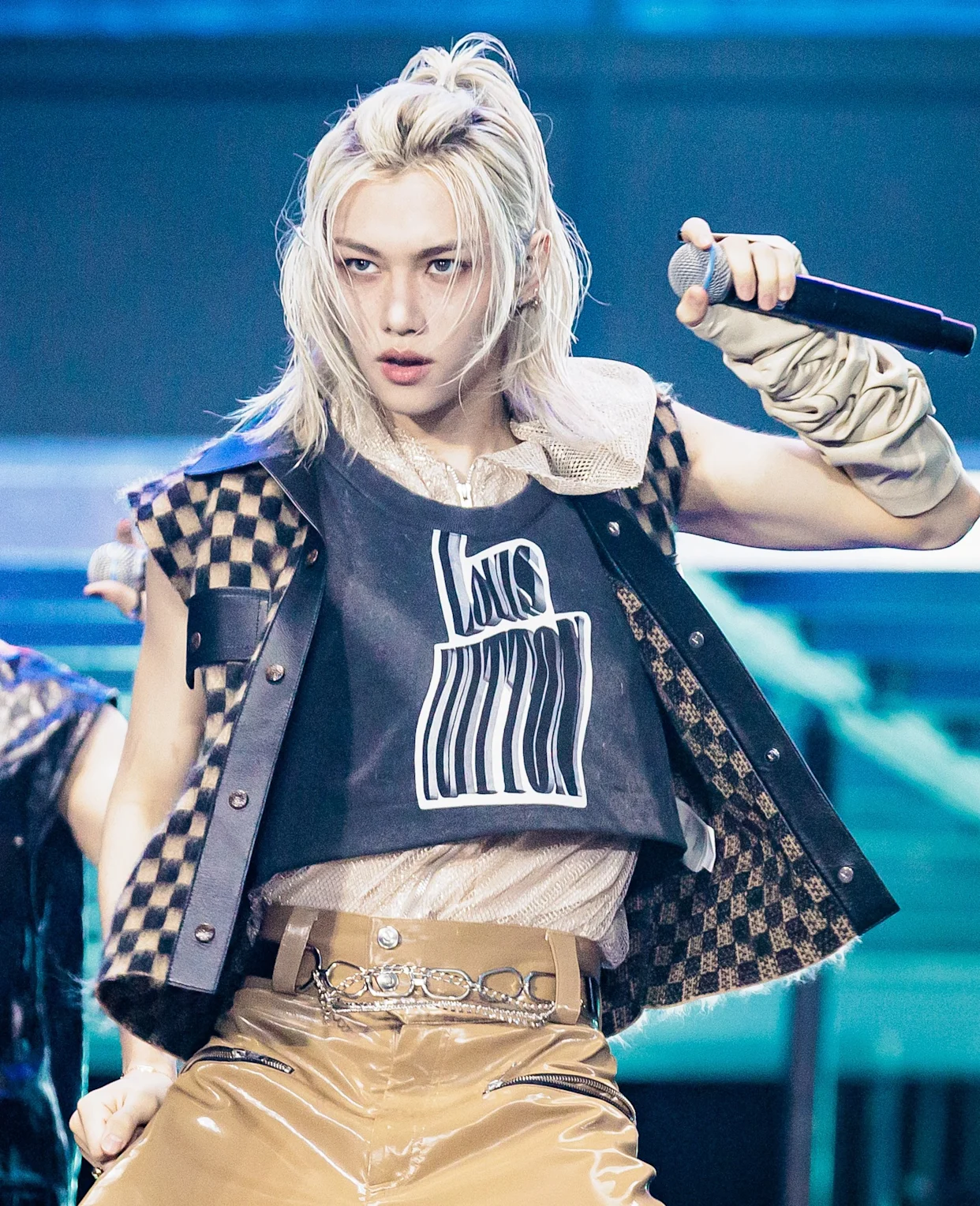 Can bro look more like a girl? Blank Meme Template