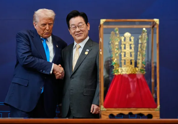 King Trump's Golden Crown Blank Meme Template