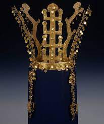 King Trump's Golden Crown Blank Meme Template