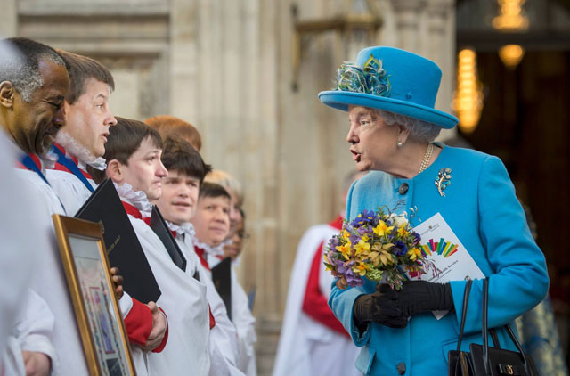 Trump’s Face Onto the Queen’s Blank Meme Template