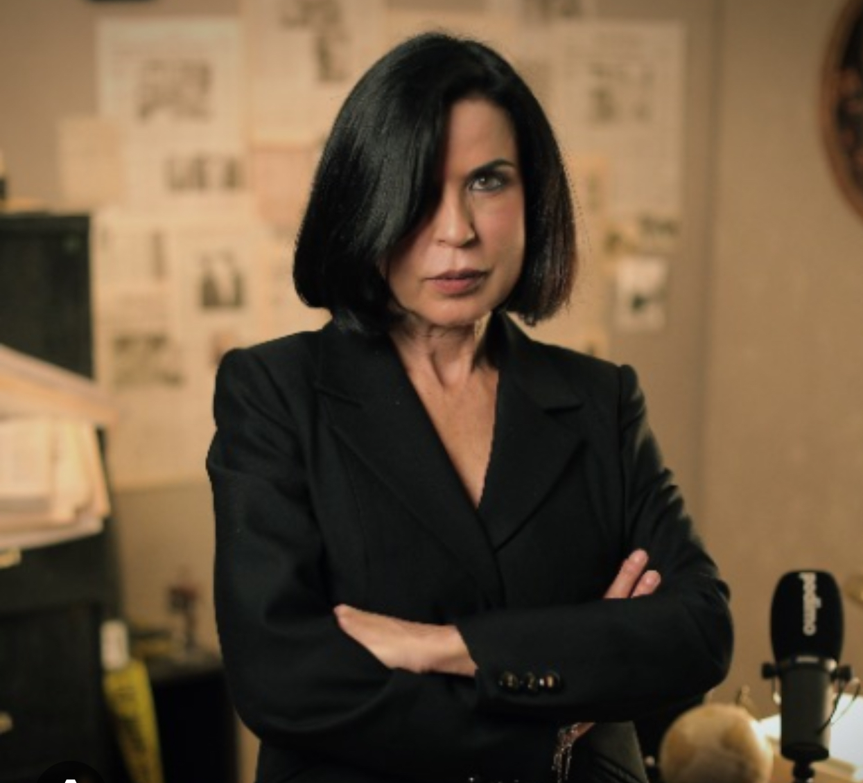 Beatriz de Vicente Blank Meme Template